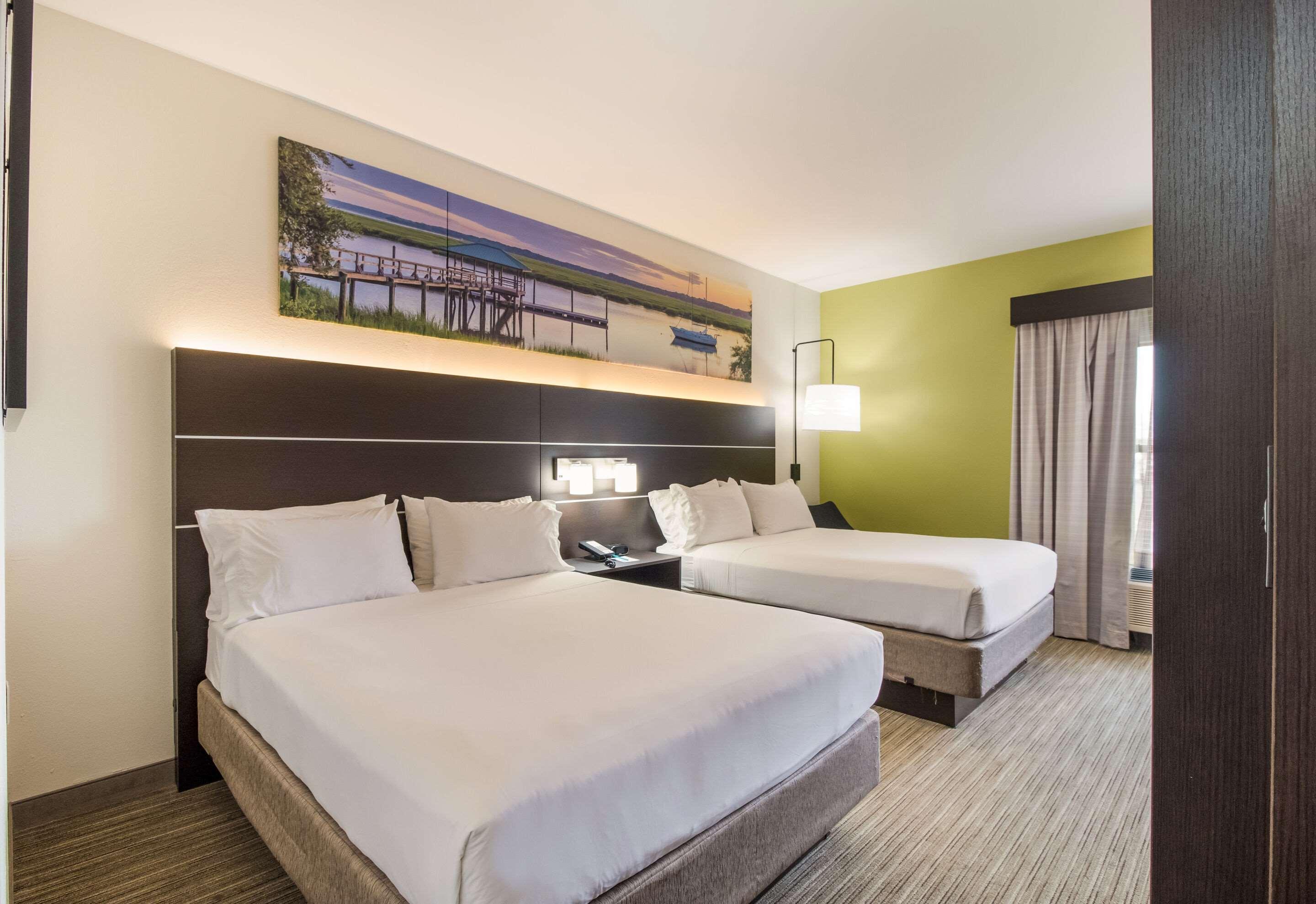 Clarion Pointe New Bern Hotel Buitenkant foto