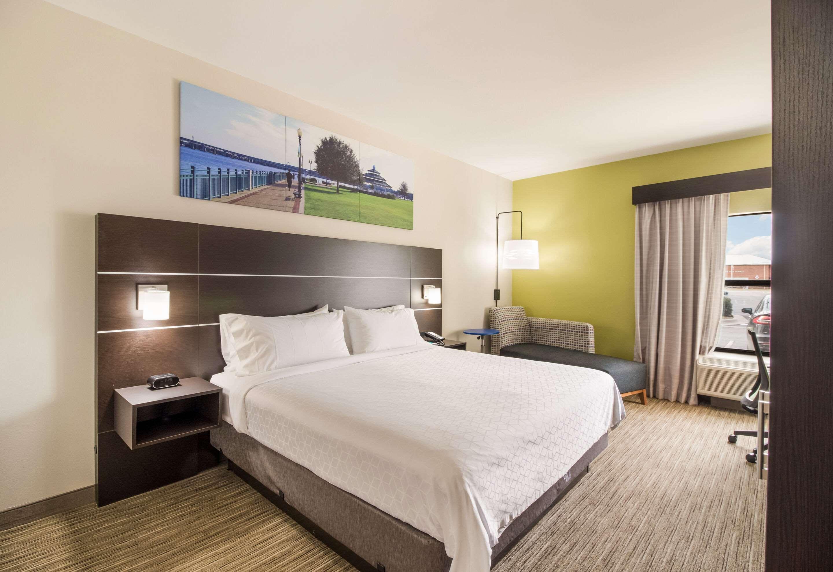 Clarion Pointe New Bern Hotel Buitenkant foto