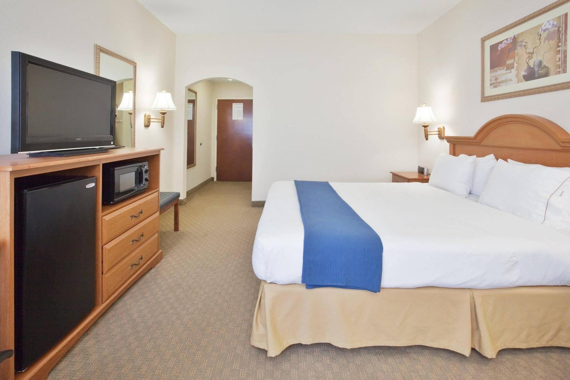 Clarion Pointe New Bern Hotel Buitenkant foto
